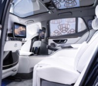 Mercedes-Maybach EQS 680 SUV (vorläufige Werte: Stromverbrauch kombiniert: 24,4-22,5 kWh/100 km; CO2-Emissionen: 0 g/km);Mercedes-Maybach EQS 680 SUV (vorläufige Werte: Stromverbrauch kombiniert: 24,4-22,5 kWh/100 km; CO2-Emissionen: 0 g/km)*

Mercedes-Maybach EQS 680 SUV Mercedes-Maybach EQS 680 SUV (provisional figures: combined power consumption: 24.4-22.5 kWh/100 km; CO2 emissions: 0 g/km);Mercedes-Maybach EQS 680 SUV (provisional figures: combined power consumption: 24.4-22.5 kWh/100 km; CO2 emissions: 0 g/km)*