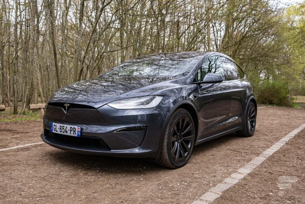Tesla Model X Plaid // Source : Robin Wycke pour Frandroid