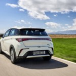 BYD Dolphin : cette nouvelle voiture électrique chinoise arrive en France, moins chère que la MG4 BYD Dolphin : cette nouvelle voiture électrique chinoise arrive en France, moins chère que la MG4