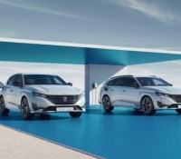 Peugeot e-308 // Source : Peugeot