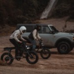 Ces 3 nouveaux et impressionnants fatbikes électriques se la jouent très baroudeurs Ces 3 nouveaux et impressionnants fatbikes électriques se la jouent très baroudeurs