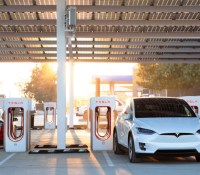 Source : Tesla