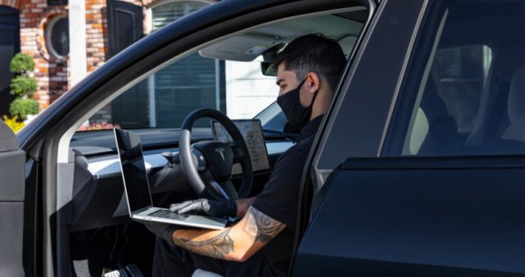 Tesla controle technique