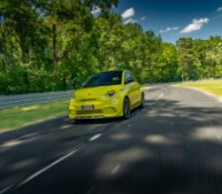 Abarth 500e // Source : Marie Lizak pour Frandroid