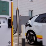 Faut-il éviter de charger sa voiture électrique à 100 % ? Cette étude jette le doute sur une pratique répandue Faut-il éviter de charger sa voiture électrique à 100 % ? Cette étude jette le doute sur une pratique répandue