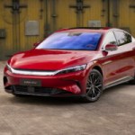 On a essayé la BYD Han, la voiture électrique qui a presque tout d’une Tesla, pour 35 000 euros de moins On a essayé la BYD Han, la voiture électrique qui a presque tout d’une Tesla, pour 35 000 euros de moins