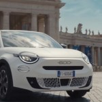 Fiat dévoile la nouvelle 600 électrique, mais laisse planer le doute sur de nombreux détails Fiat dévoile la nouvelle 600 électrique, mais laisse planer le doute sur de nombreux détails