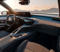 intérieur Peugeot e-3008