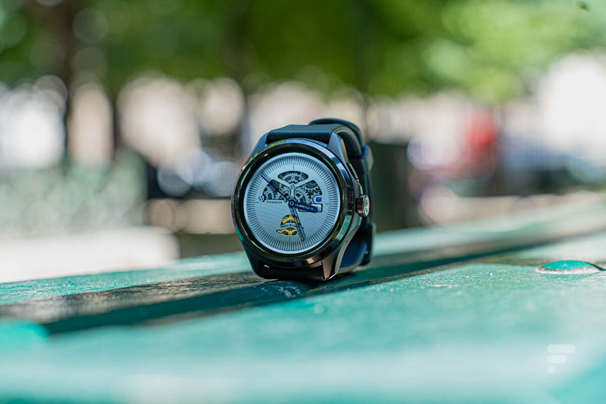 La Mobvoi TicWatch Pro 5 // Source : Chloé Pertuis - Frandroid La Mobvoi TicWatch Pro 5 // Source : Chloé Pertuis - Frandroid