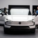 On est montés à bord du Volvo EX30 et nous sommes convaincus que ce SUV compact électrique a de l’avenir On est montés à bord du Volvo EX30 et nous sommes convaincus que ce SUV compact électrique a de l’avenir