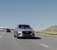 Changement de voie automatique Mercedes