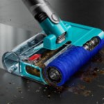 Dyson : ce nouvel aspirateur balai promet aussi de laver votre sol en profondeur Dyson : ce nouvel aspirateur balai promet aussi de laver votre sol en profondeur