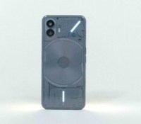 Le Nothing Phone (2)