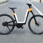 ChatGPT dans un vélo électrique : mais pour quoi faire ? On a roulé avec pour le savoir ChatGPT dans un vélo électrique : mais pour quoi faire ? On a roulé avec pour le savoir