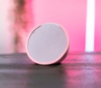 Amazon Echo Pop (2022) // Source : Chloé Pertuis - Frandroid Amazon Echo Pop (2022) // Source : Chloé Pertuis - Frandroid
