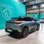 Peugeot e-3008, Renault Scénic E-Tech ou Tesla Model Y : quelle est la meilleure voiture électrique ? Peugeot e-3008, Renault Scénic E-Tech ou Tesla Model Y : quelle est la meilleure voiture électrique ?