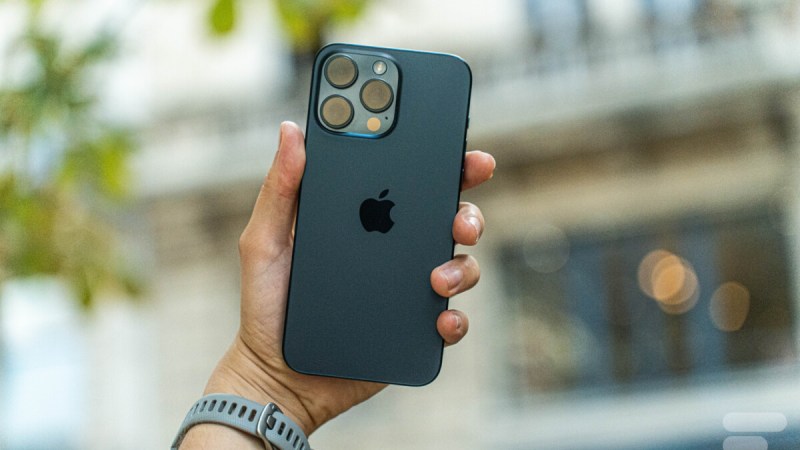 Chargeurs, câbles, coques : les meilleurs accessoires pour votre nouvel iPhone