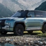 BYD réalise ce qu’Elon Musk voudrait pour Tesla : la première voiture électrique capable de naviguer comme un bateau BYD réalise ce qu’Elon Musk voudrait pour Tesla : la première voiture électrique capable de naviguer comme un bateau