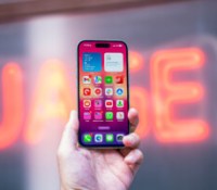 L'iPhone 15 de base // Source : Chloé Pertuis - Frandroid