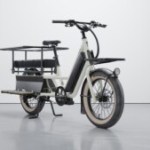 Ce vélo électrique ultra pratique peut transporter jusqu’à trois enfants Ce vélo électrique ultra pratique peut transporter jusqu’à trois enfants
