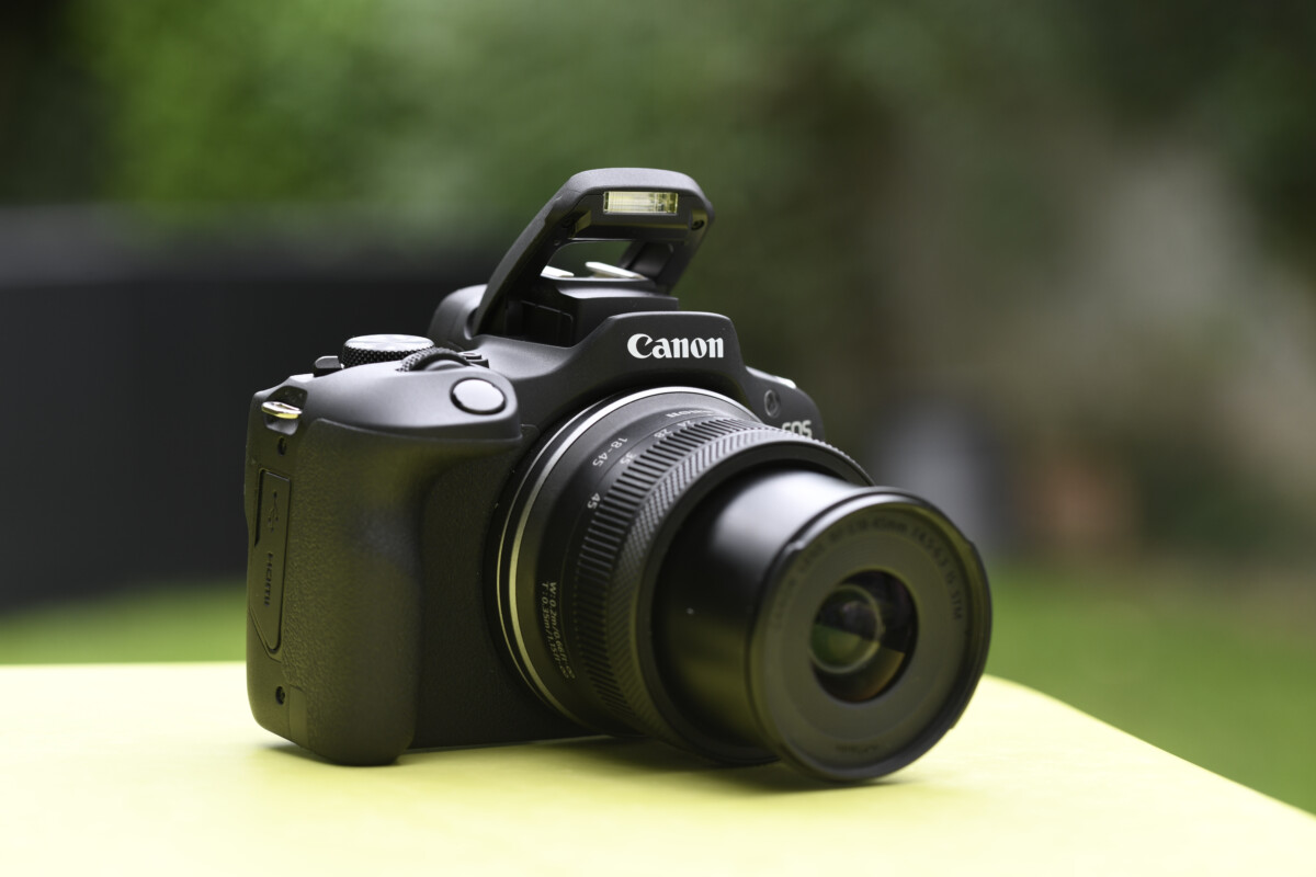 Le Canon R100 déployé // Source : Théo Toyer – Frandroid Le Canon R100 déployé // Source : Théo Toyer – Frandroid