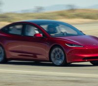 Tesla Model 3 // Source : Motor Trend