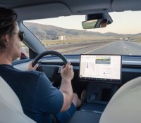 Tesla Model 3 // Source : Motor Trend