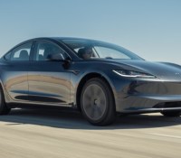Tesla Model 3 // Source : Motor Trend
