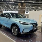 On est montés à bord du Honda e:Ny1, une voiture électrique dotée d’un impressionnant écran On est montés à bord du Honda e:Ny1, une voiture électrique dotée d’un impressionnant écran