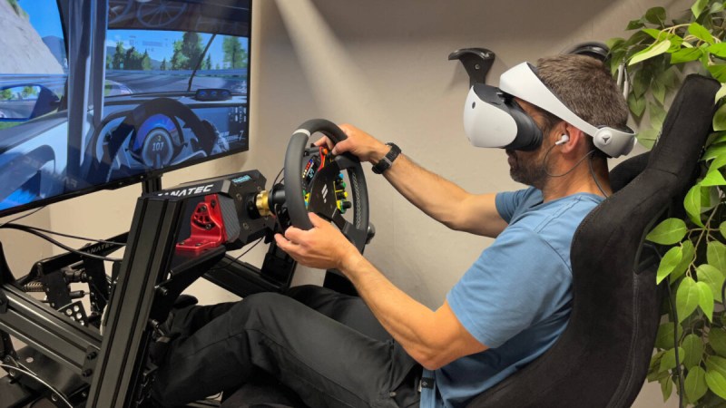 Meilleur cockpit simracing en 2026 : le guide complet volants, châssis et pédaliers (PC, PS5, Xbox)