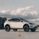 Le Tesla Model Y se la joue Cybertruck avec ce kit inédit qui lui donne un look tout-terrain Le Tesla Model Y se la joue Cybertruck avec ce kit inédit qui lui donne un look tout-terrain