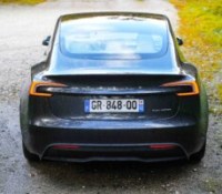 Tesla Model 3 (2024) // Source : Robin Wyck pour Frandroid