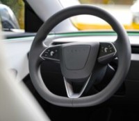 Tesla Model 3 (2024) // Source : Robin Wyck pour Frandroid