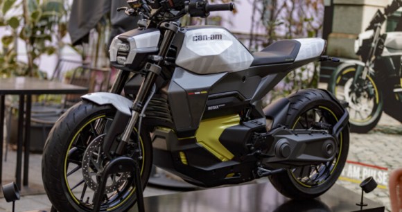 Source : Can-Am