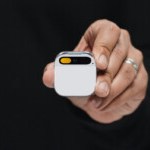 Ce qu’il y a à l’intérieur de l’Ai Pin, l’objet connecté qui espère remplacer le smartphone Ce qu’il y a à l’intérieur de l’Ai Pin, l’objet connecté qui espère remplacer le smartphone