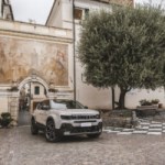 Jeep baisse le prix de l’Avenger électrique et ajoute des options très pratiques Jeep baisse le prix de l’Avenger électrique et ajoute des options très pratiques