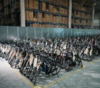 Un atelir de vélos électriques reconditionnés // Source : Upway