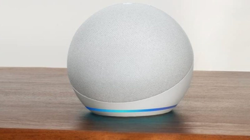 Envie d’essayer Alexa+ sans vous ruiner ? L’Echo Dot d’Amazon chute sous les 30 €