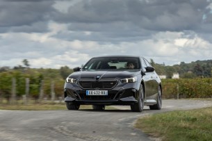 BMW i5 M60 xDrive // Source : BMW
