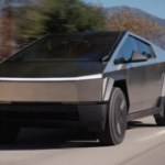 Tesla confirme l’arrivée de la recharge sans-fil sur ses voitures électriques : mais à quoi ça sert ? Tesla confirme l’arrivée de la recharge sans-fil sur ses voitures électriques : mais à quoi ça sert ?