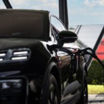 Voici l’étonnant point commun entre la prochaine Porsche électrique et le Tesla Cybertruck pour se recharger rapidement sur les “anciennes” bornes Voici l’étonnant point commun entre la prochaine Porsche électrique et le Tesla Cybertruck pour se recharger rapidement sur les “anciennes” bornes