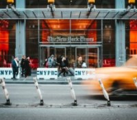 Le New York Times // Source : Photo de Stéphan Valentin sur Unsplash
