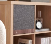 L'enceinte Tangent Spectrum Square dans un meuble Ikea // Source : Tangent