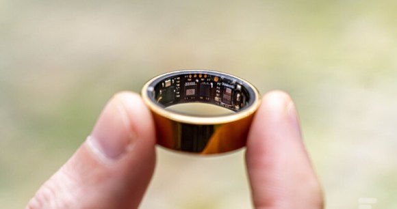 La bague connectée Ultrahuman Ring Air // Source : Chloé Pertuis - Frandroid