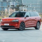 Huawei dévoile l’incroyable intérieur de cette voiture électrique dotée d’un vidéoprojecteur Huawei dévoile l’incroyable intérieur de cette voiture électrique dotée d’un vidéoprojecteur