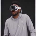L&rsquo;augmentation surprise des prix chez Orange, l&rsquo;Apple Vision Pro se fait démonter et des recharges rapides et accessibles – Tech&rsquo;spresso