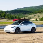 Baisse de prix sur le Tesla Model Y en réponse aux nouveaux Renault Scénic E-Tech et Peugeot e-3008 Baisse de prix sur le Tesla Model Y en réponse aux nouveaux Renault Scénic E-Tech et Peugeot e-3008