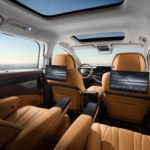 On a essayé la voiture électrique par Mercedes et BYD qui a besoin de 2 bornes de recharge : la Denza D9 On a essayé la voiture électrique par Mercedes et BYD qui a besoin de 2 bornes de recharge : la Denza D9