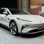 On a vu la MG9, une voiture électrique hyper aérodynamique qui se recharge en un clin d’œil On a vu la MG9, une voiture électrique hyper aérodynamique qui se recharge en un clin d’œil