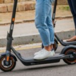 Ninebot F65i : cette trottinette premium endurante sur 65 km coûte 550 € de moins qu&rsquo;à son lancement